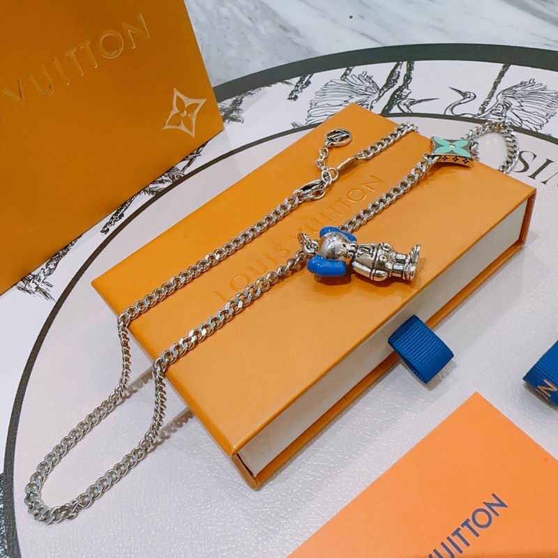 LV Necklace 05yxh38